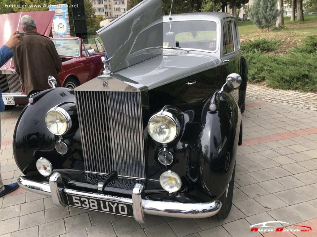 1951-1955 Rolls-Royce Silver Dawn 4.6 (128 Hp) Automatic