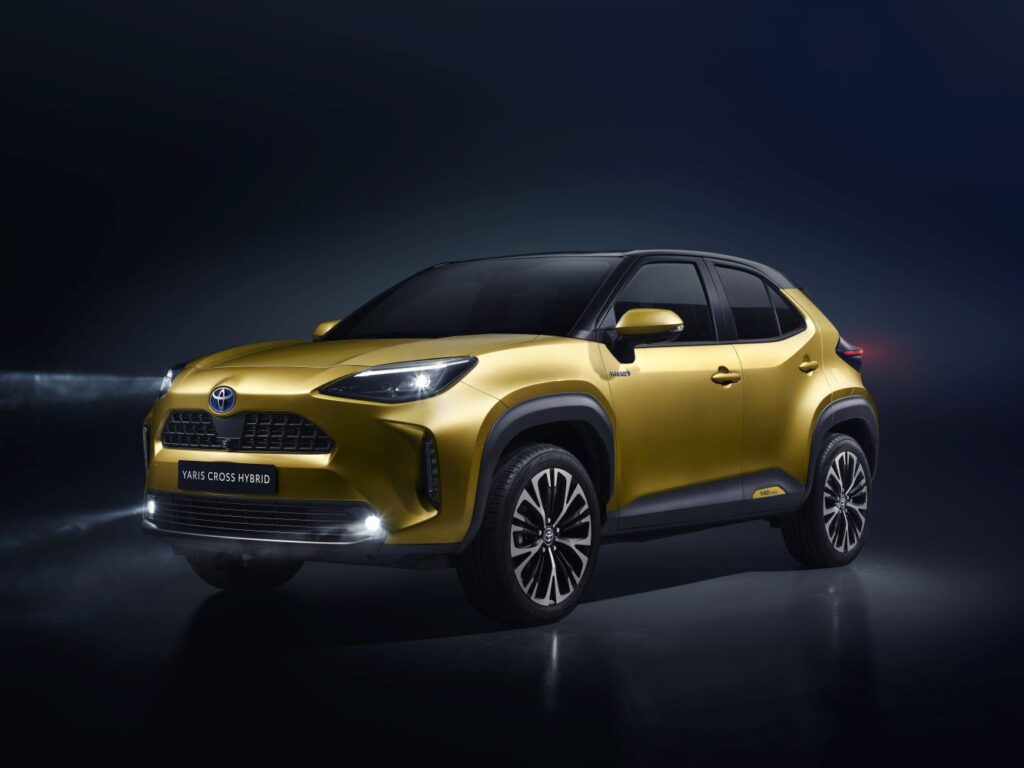 2020 Toyota Yaris Cross (XP210) 1.5 (116 Hp) Hybrid E-Four ECVT